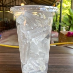 น้ำแข็งเปล่า