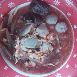 เย็นตาโฟน้ำ