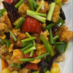 ไก่ผัดเม็ดมะม่วง