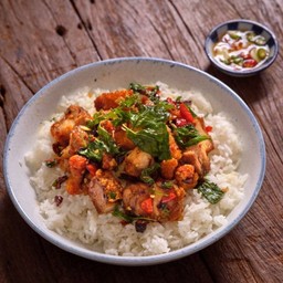 ผัดกะเพรา (ราดข้าว)