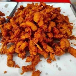 ยำ3อย่าง100 / ข้าวเหนียวหมูทอด3ห่อ100