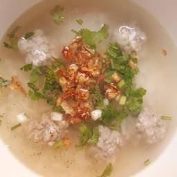 ข้าวต้มหมูสับ