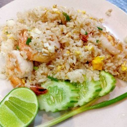 ครัวคุณน้อย  ครัวย่าเน้ย