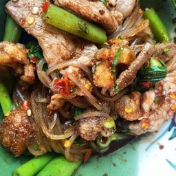 ก๋วยเตี๋ยวหมูน้ำตก