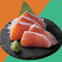 SALMON SASHIMI