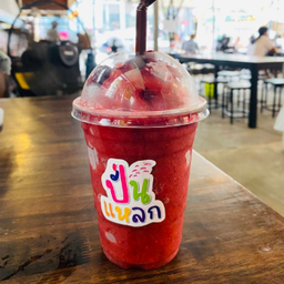 สตรอเบอรี่สมูธตี้