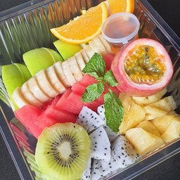 SUPER FRUIT (ผลไม้สด 8 ชนิด)