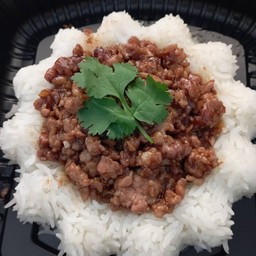 ข้าวหมูสับผัดซอสเทอริยากิ