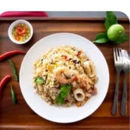 ข้าวผัดต้มยำ