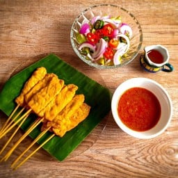 หมูสะเต๊ะชุดกลาง (16 ไม้)