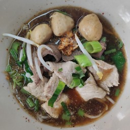 เกาเหลาหมูน้ำตก