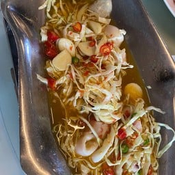 ปลาหมึกไข่นึ่งมะนาว