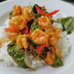 ข้าวกระเพรากุ้ง