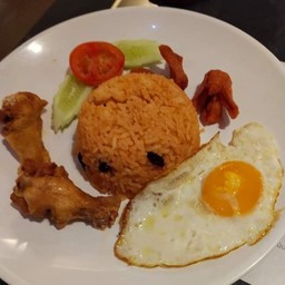 ข้าวผัดอเมริกัน