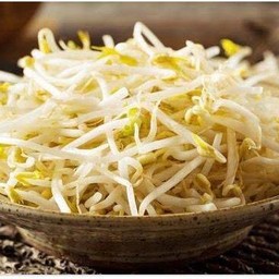 ถั่วงอกลวก