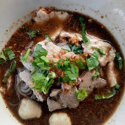 หมูน้ำแดง