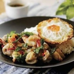 ข้าวเหนียวหมูทอดนมสด