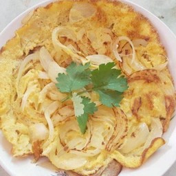 ไข่เจียวหอมหัวใหญ่