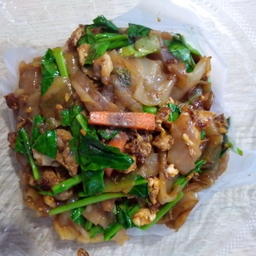 ผัดซีอิ้วหมู