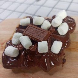 ครอฟเฟิล ดาร์กช็อกโกแลต 70%โรย มาชเมลโล่ 30g