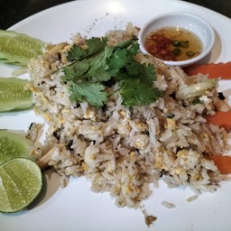 ข้าวผัดปู