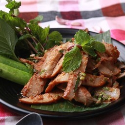 น้ำตกคอหมูย่าง(คัดพิเศษ เบทาโกร)