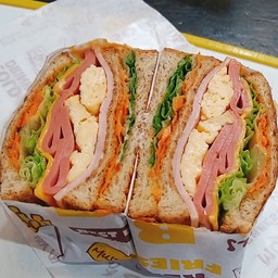 แซนวิช แฮม ไข่ข้น โบโลน่า ชีส