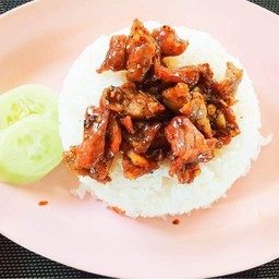 ข้าวทอดกระเทียมพริกไทย