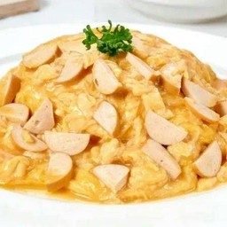 ข้าวไข่ข้น (ไส้กรอกไก่)