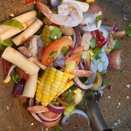 ตง ตง ข้าวมันไก่ไหหลำ