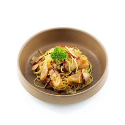 สปาเก็ตตี้พริกแห้งไส้กรอก