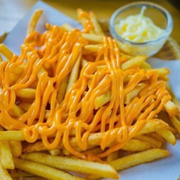 เฟรนฟราย ราดชีส