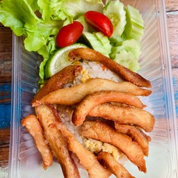 ข้าวผัดไก่แดดเดียว