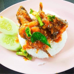 ข้าวผัดเครื่องแกง
