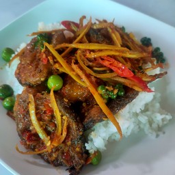 อาหารตามสั่งเจ๊อ๊อดวัดหนองเเฟบ