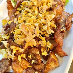 หมูกระเทียม