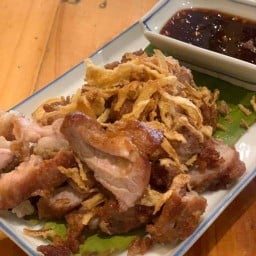 หมูทอดมาเฟีย ข้าวยำไก่ทอด สาขาเมืองปทุม