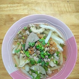 ก๋วยจั๊บน้ำใส