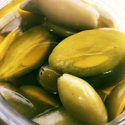 มะดันดอง