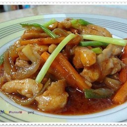 หมูผัดน้ำพริกเผาเป็นกับข้าว