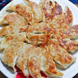 อาเหว่ยเกี๊ยวซ่า