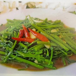 ผัดผักบุ้งไฟแดง