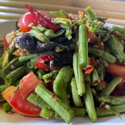 ส้มตำถั่ว ปู ปลาร้า