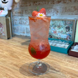 สตอเบอร์รี่โซดา