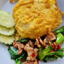 อาหารตามสั่ง by ก๋วยเตี๋ยวบ้านแม่