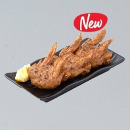 ปีกไก่ทอดสูตรซอสพริกไทย 6 ชิ้น