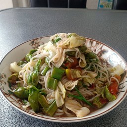 ตำชั่วผักลวก