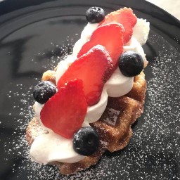 ครอฟเฟิล A.rich Croffle