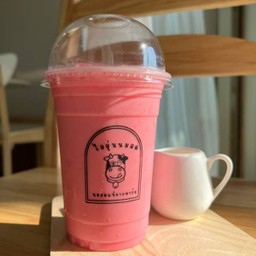 นมชมพูเย็น