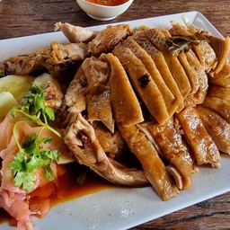 เป็ดพะโล้ใหญ่